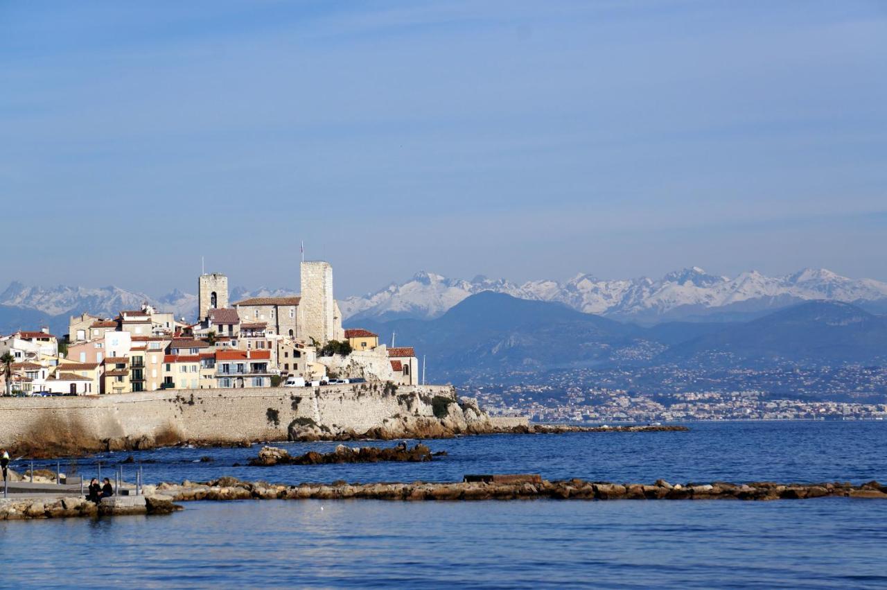Crew Lighthouse Vandrerhjem Antibes Eksteriør bilde