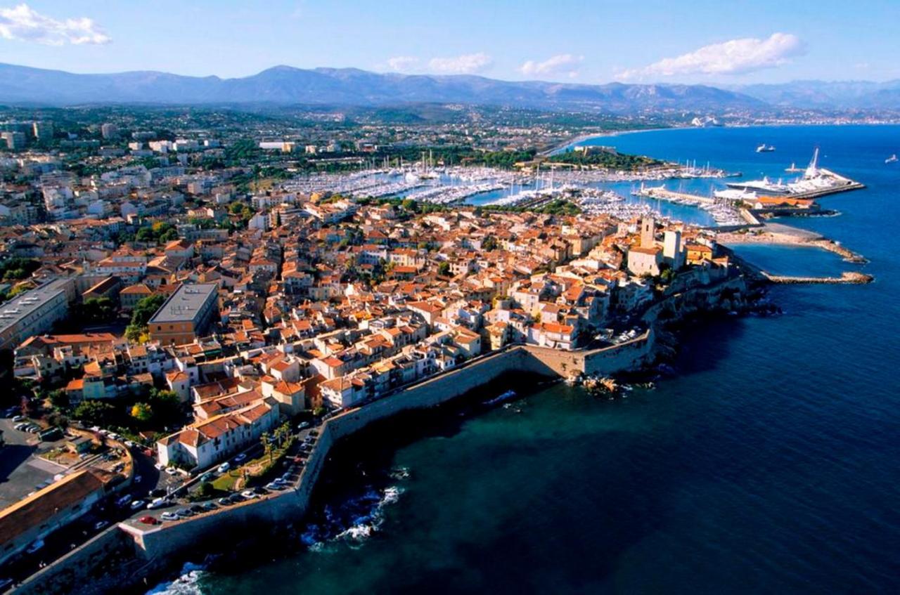 Crew Lighthouse Vandrerhjem Antibes Eksteriør bilde